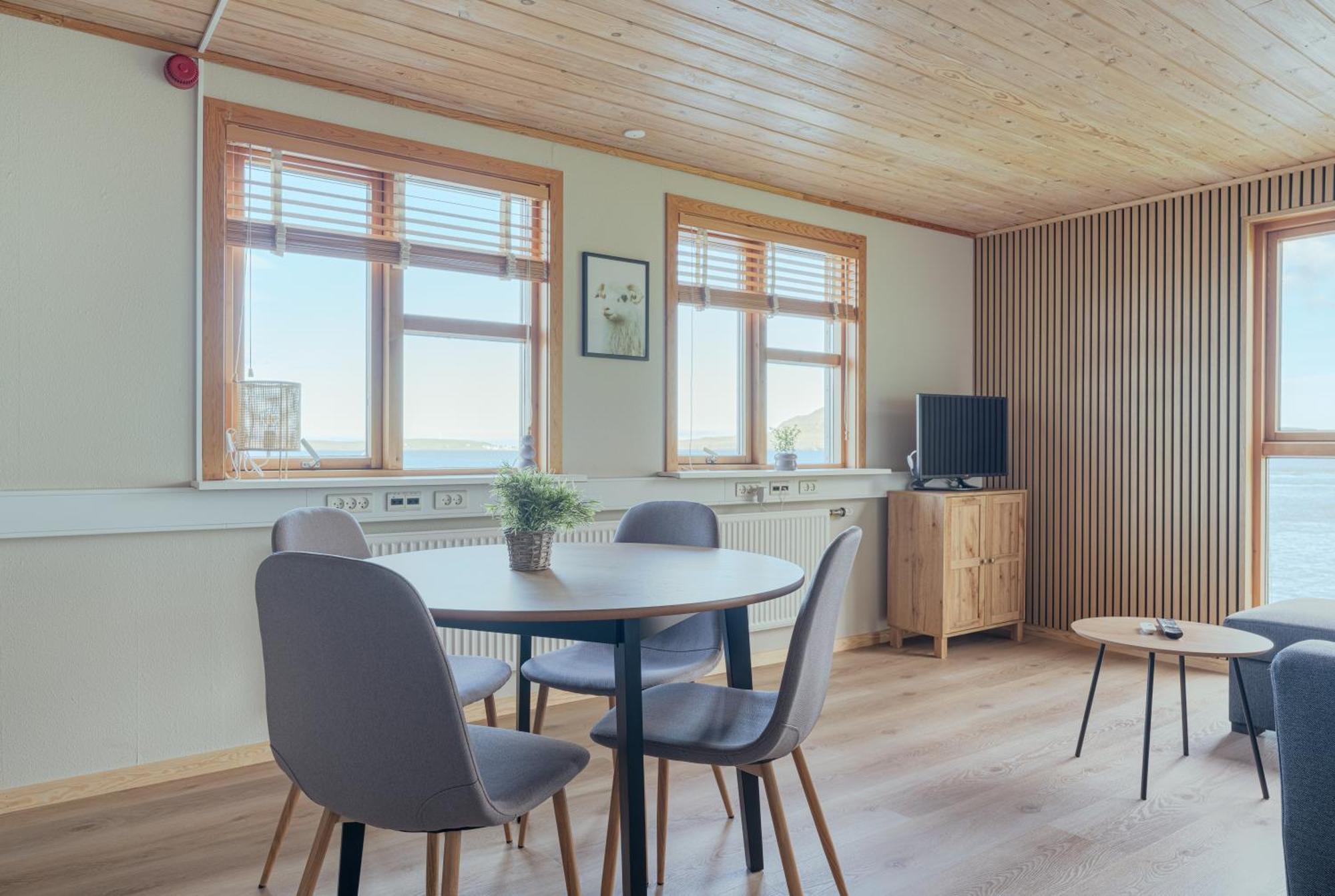 A Tromini Guesthouse トースハウン エクステリア 写真
